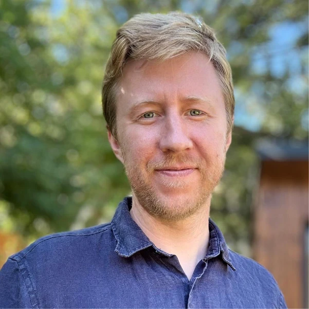 Alec Williams Headshot